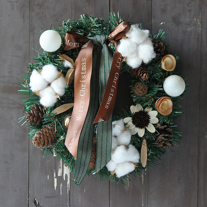 Christmas Door Wreath – Natural Rattan Circle Hanging for Holiday Home Décor